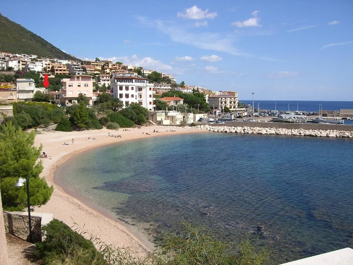Casa Vacanze A 50 M Dal Mare Cala Gonone